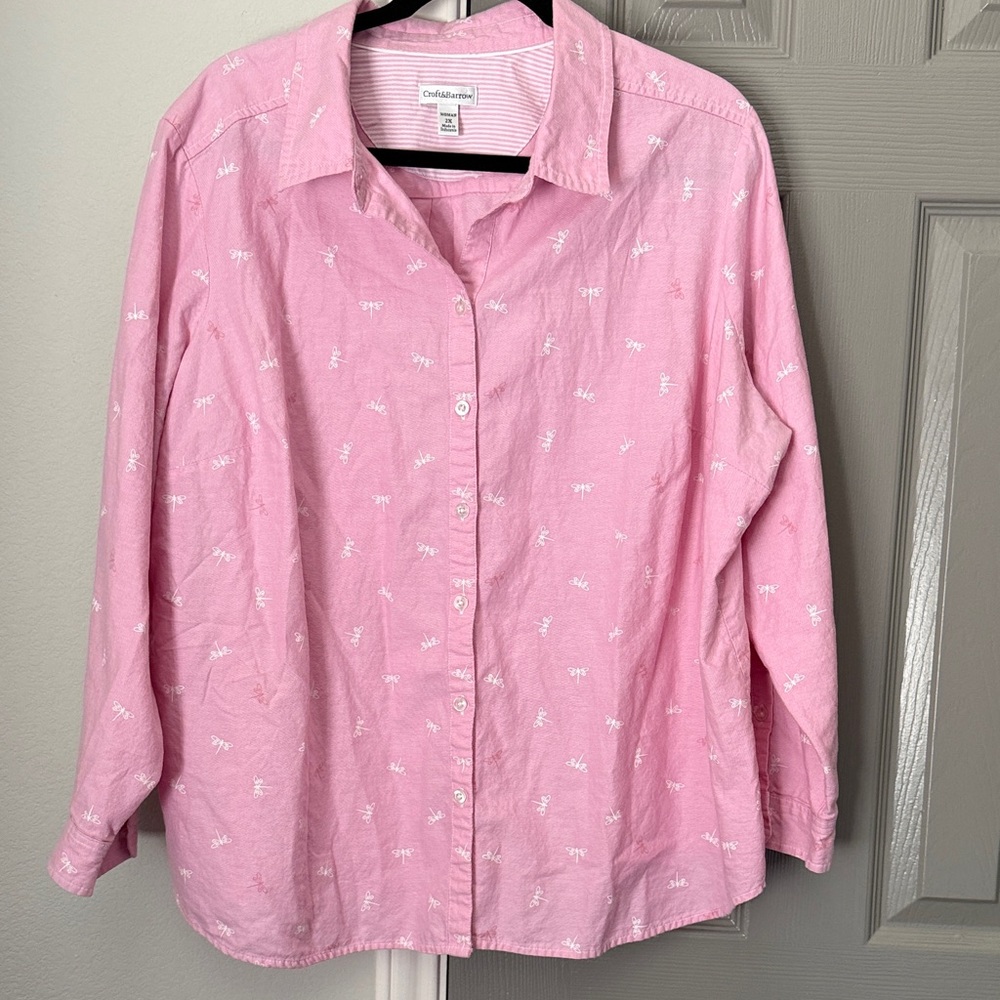 Croft & Barrow Plus Size Pink With Dragonfly Print Button Down Shirt